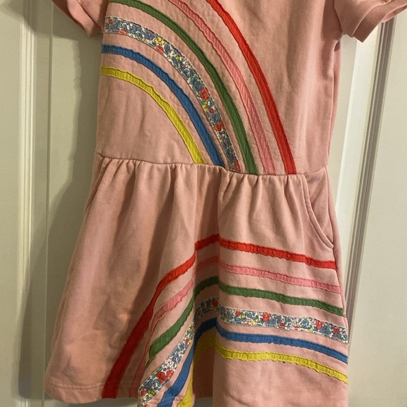 Mini Boden pink dress w appliqué rainbow stripes. Size 8-9 - Picture 3 of 8